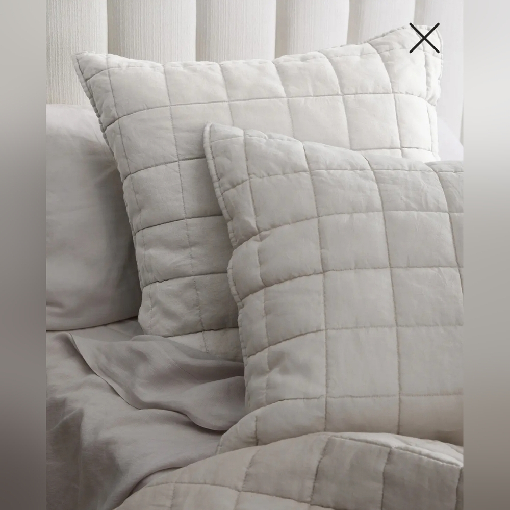 Quince Linen Box Quilted Set Of 2 Sand Euro Shams! 26" X 26" (T22)